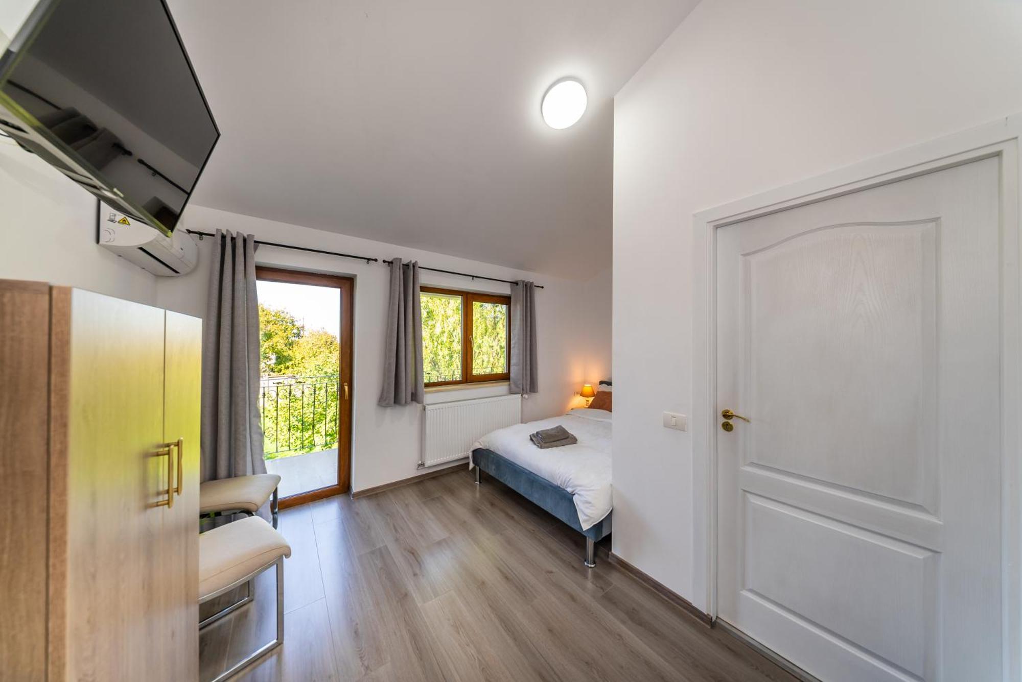 La Casa Blanca Apartment Vladimirescu Ngoại thất bức ảnh