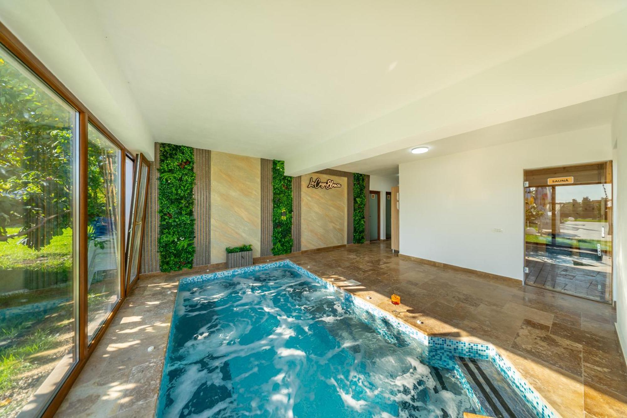 La Casa Blanca Apartment Vladimirescu Ngoại thất bức ảnh