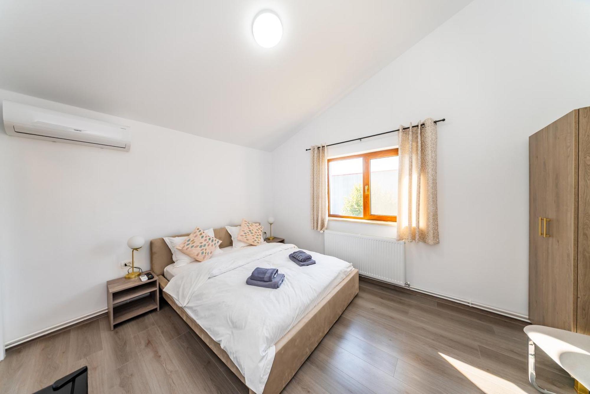 La Casa Blanca Apartment Vladimirescu Ngoại thất bức ảnh