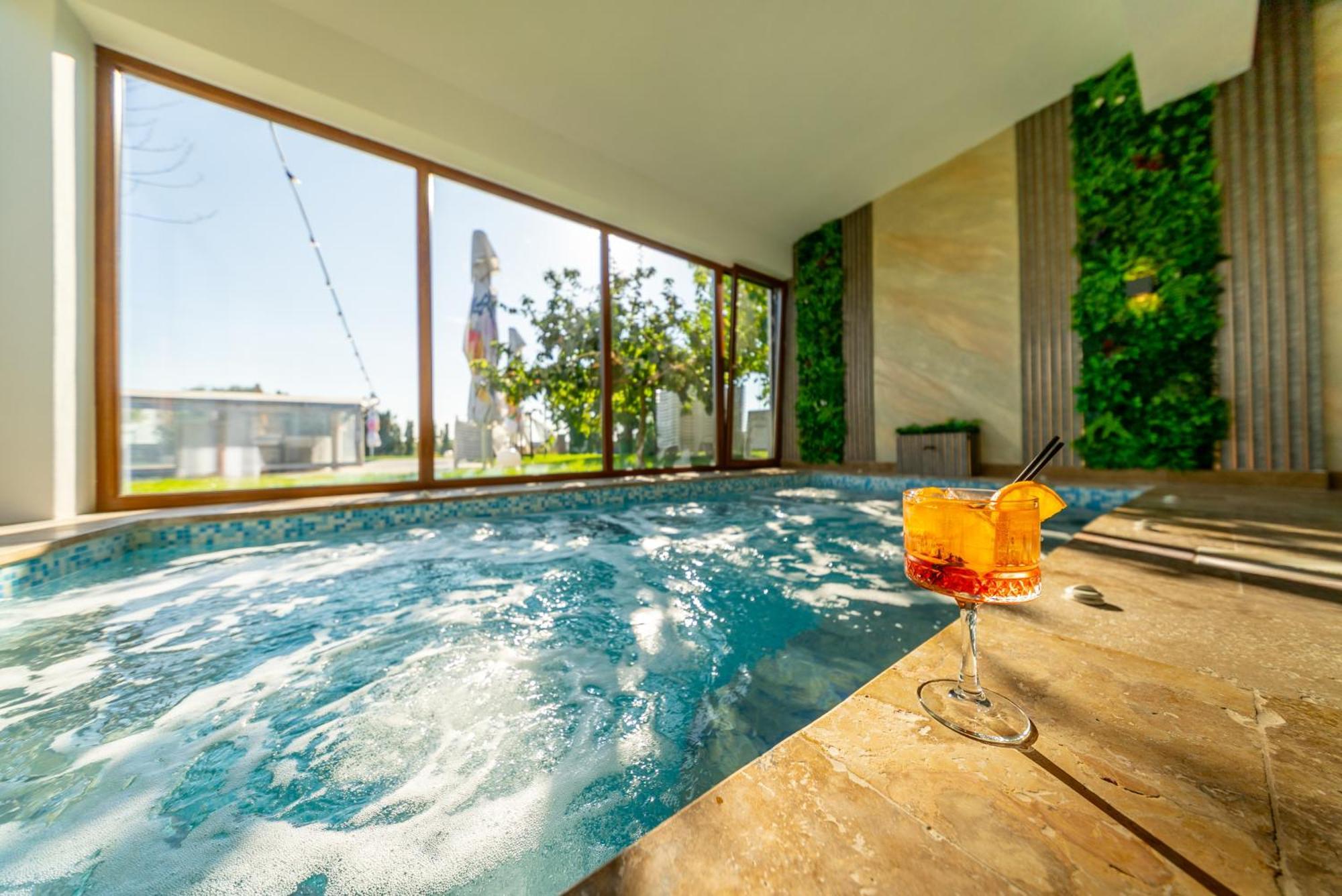 La Casa Blanca Apartment Vladimirescu Ngoại thất bức ảnh