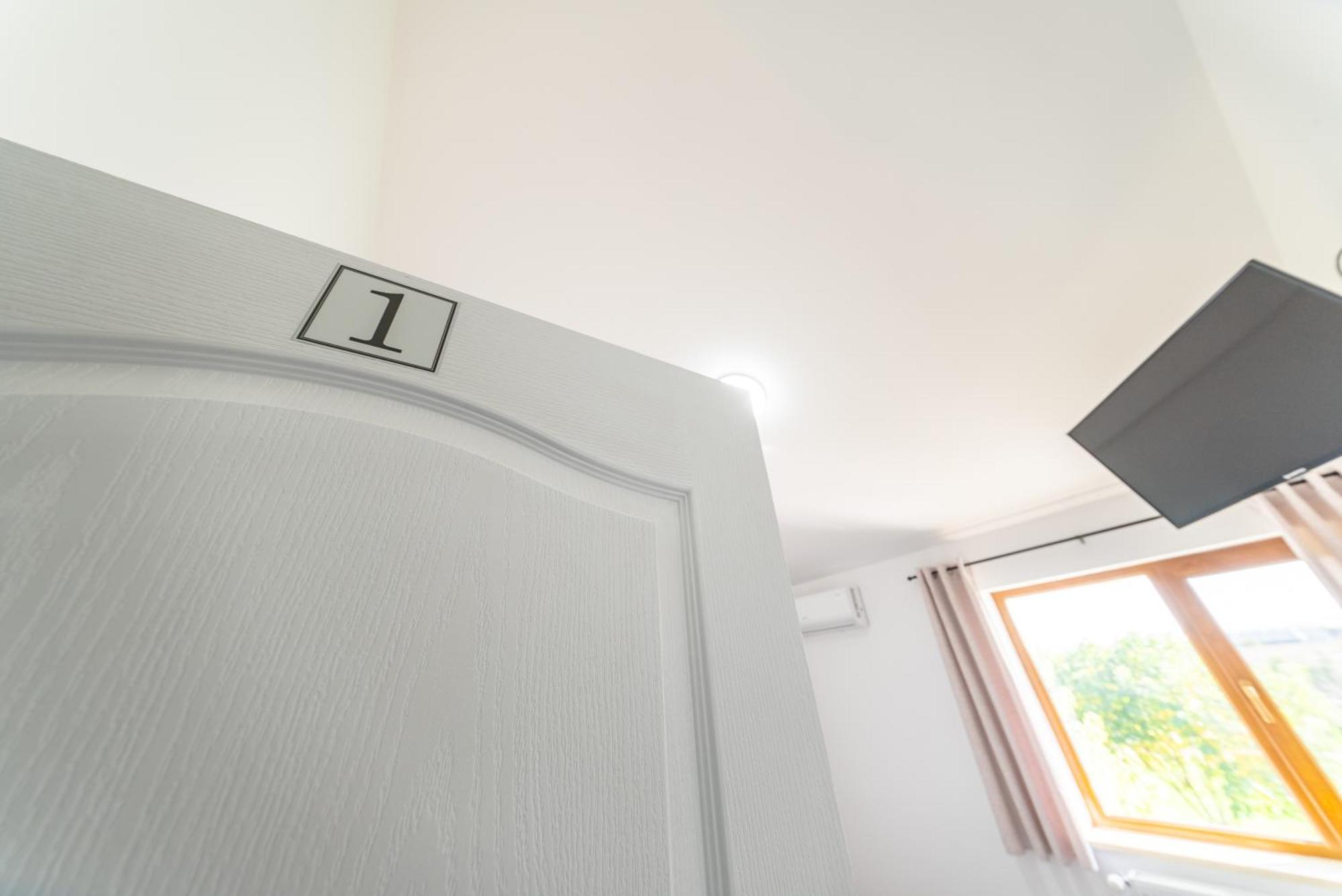 La Casa Blanca Apartment Vladimirescu Ngoại thất bức ảnh