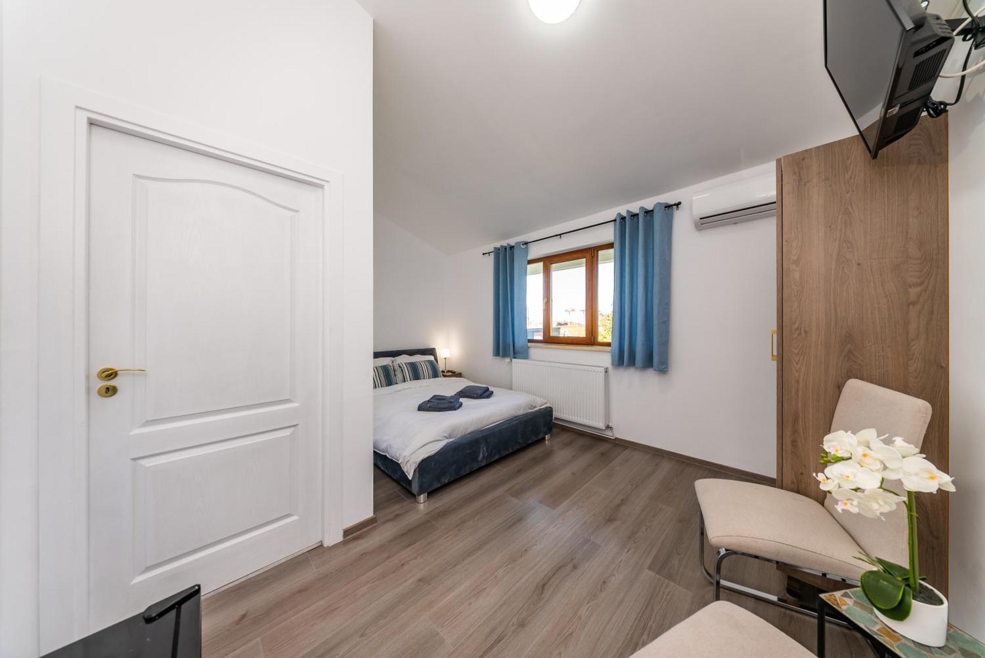 La Casa Blanca Apartment Vladimirescu Ngoại thất bức ảnh